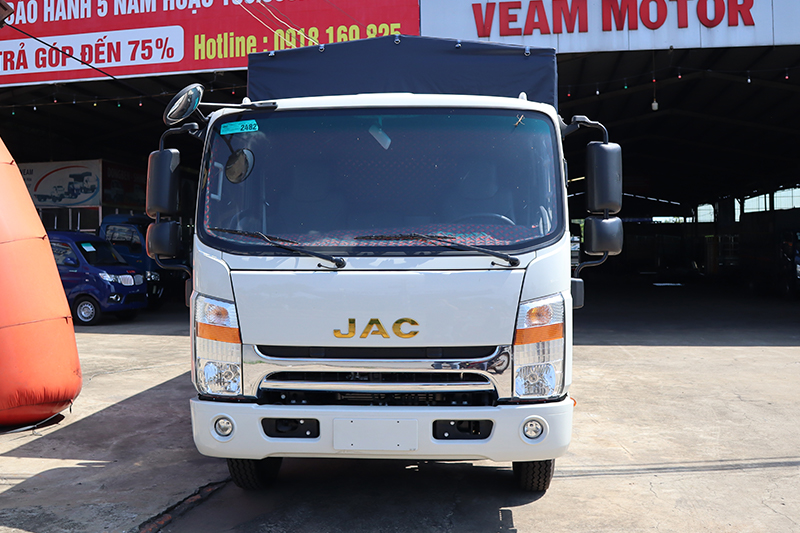 ngoại thất xe tải jac n700