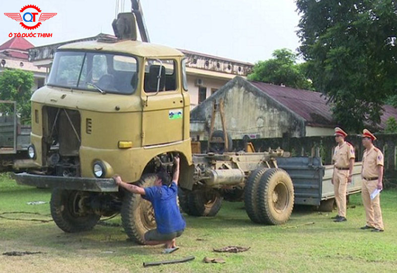 Niên hạn xe tải